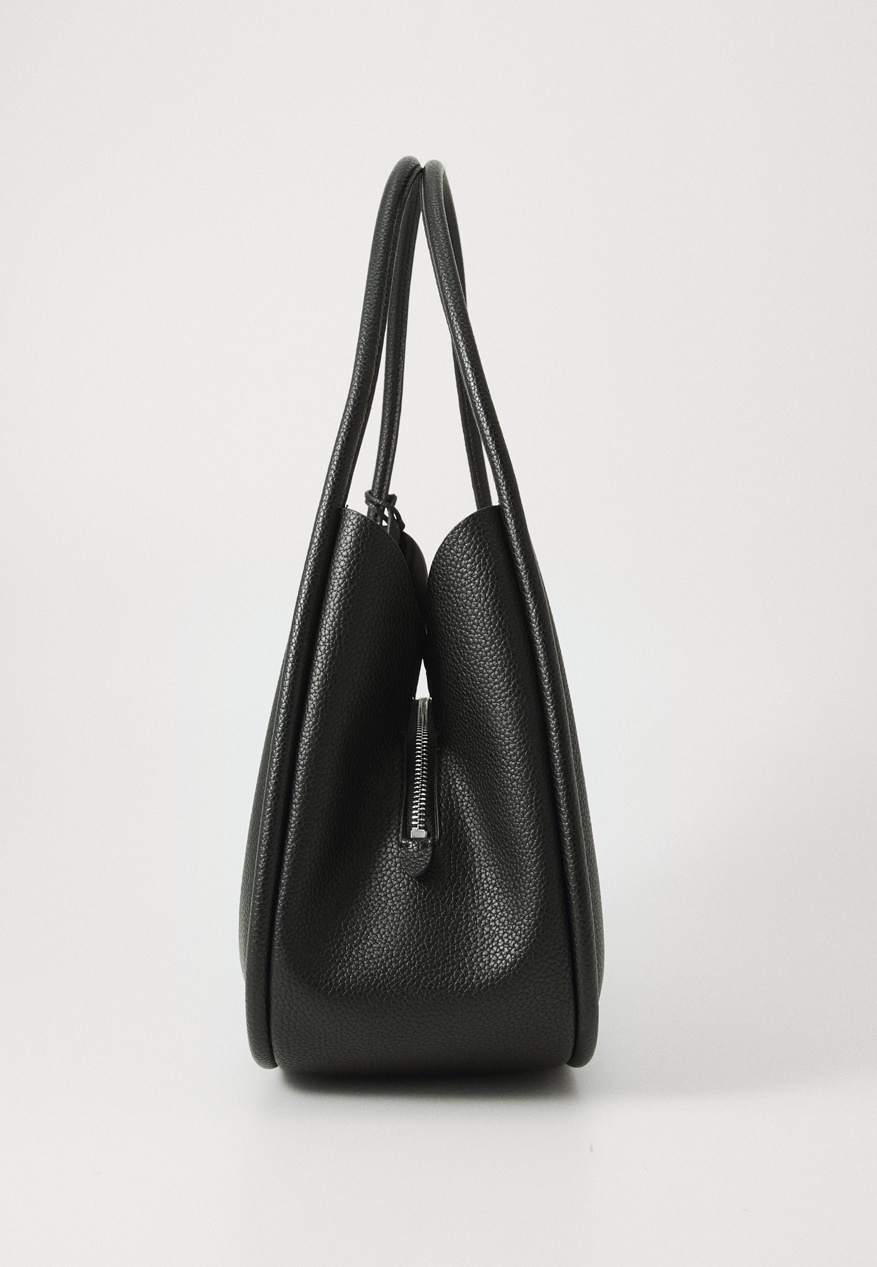 DKNY Womens Capri Large Hobo Bag