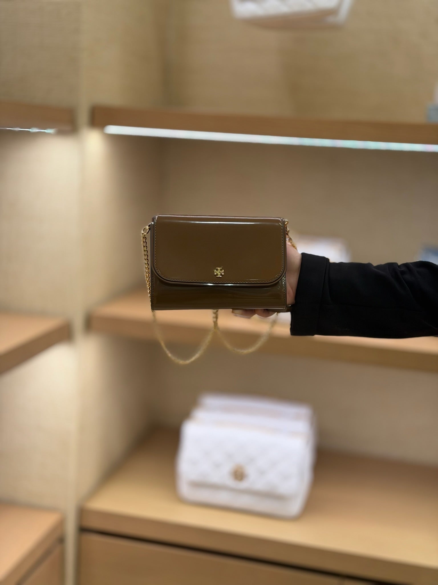 Emerson Chain Wallet Smooth Leather