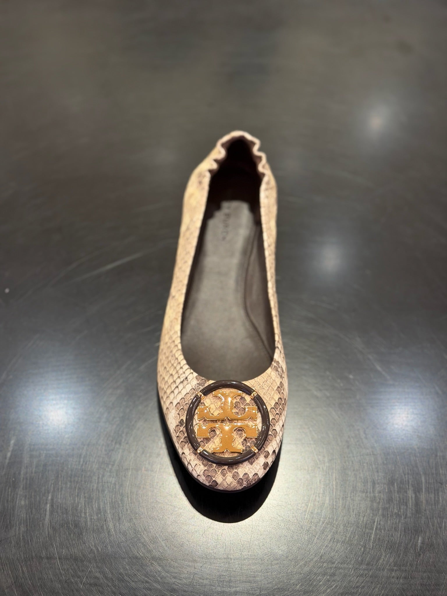 Minnie Travel Ballet Flats