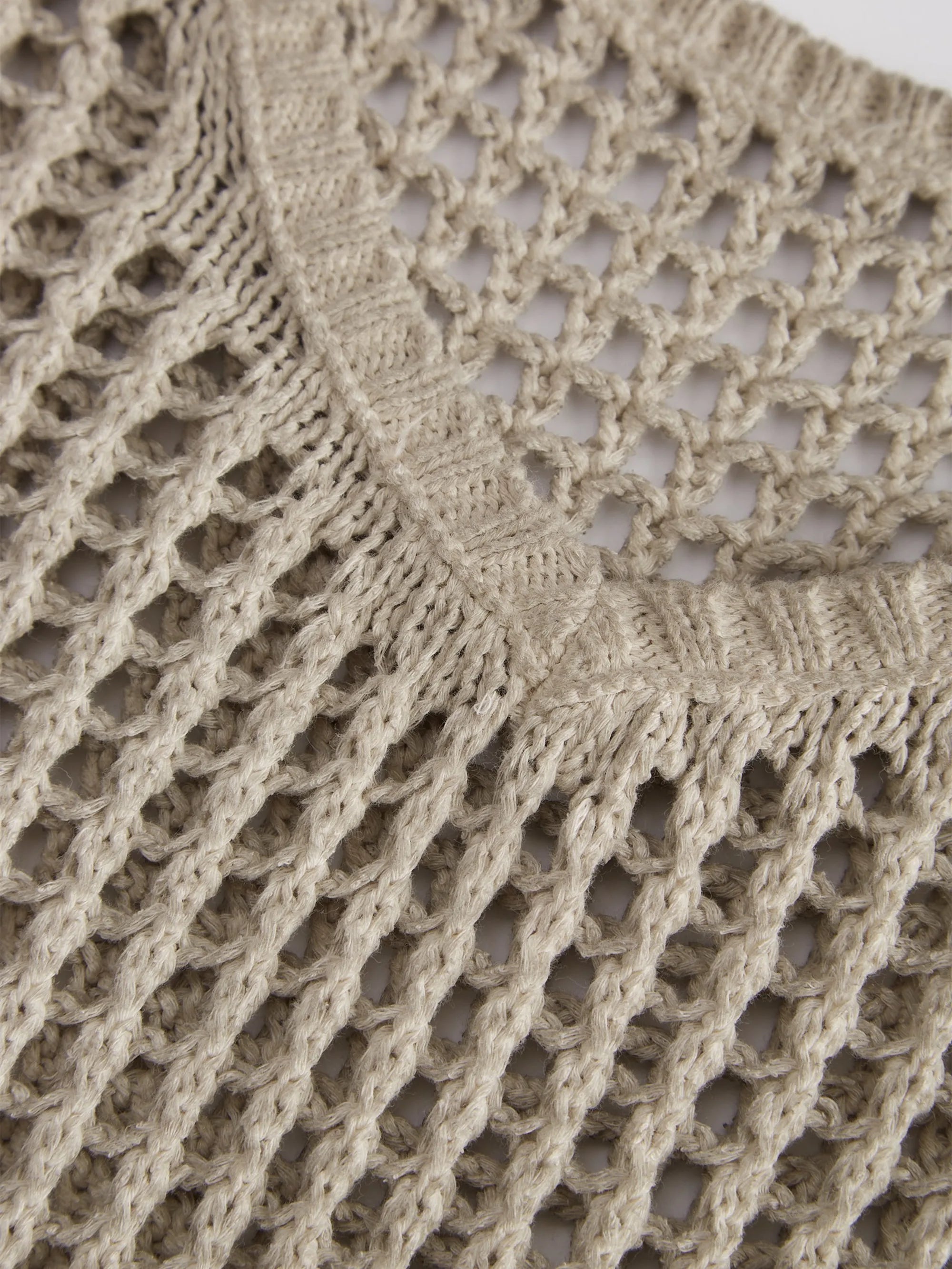 Gusa Crochet Beige