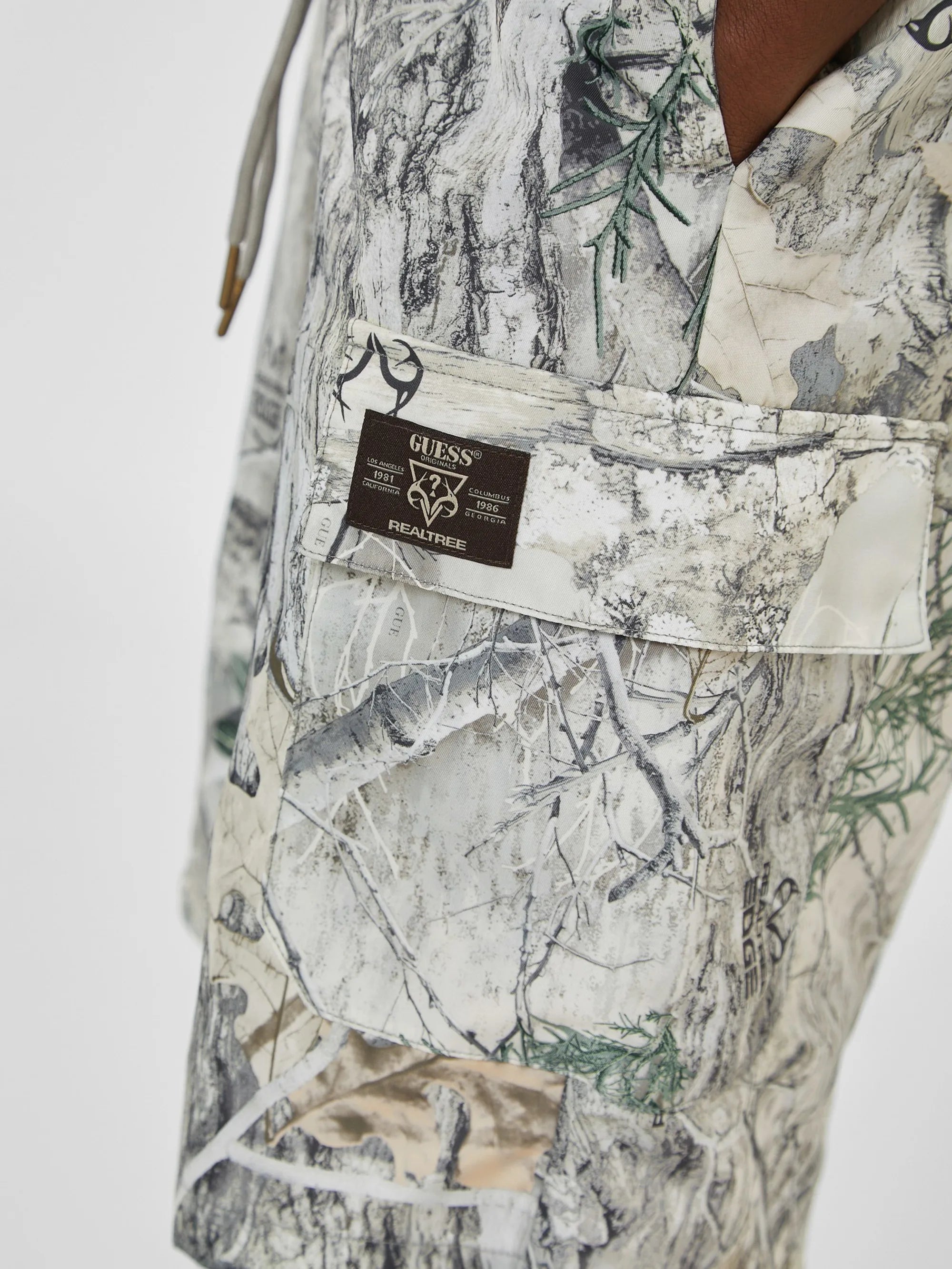 Go Realtree Washed Edge