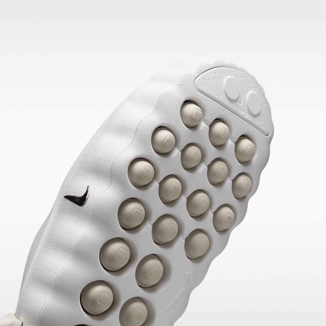 Summit White/Phantom/Light Orewood Brown/Metallic Silver
