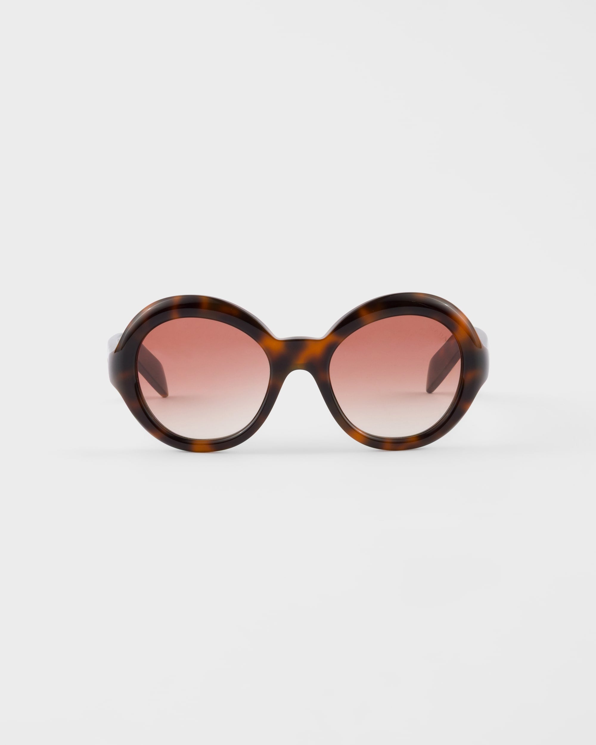 Lentes con degradado rosa empolvado