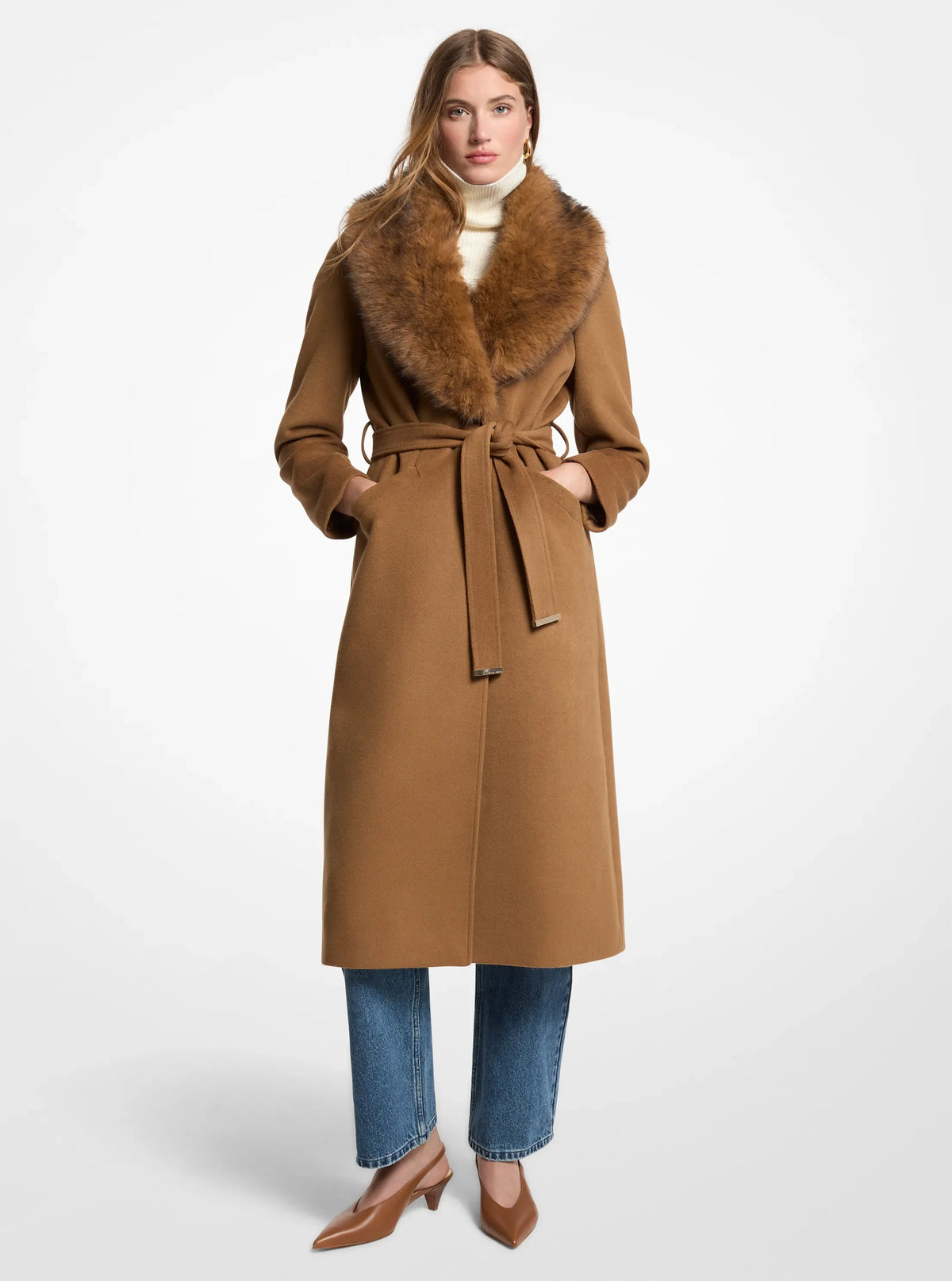 DARK CAMEL