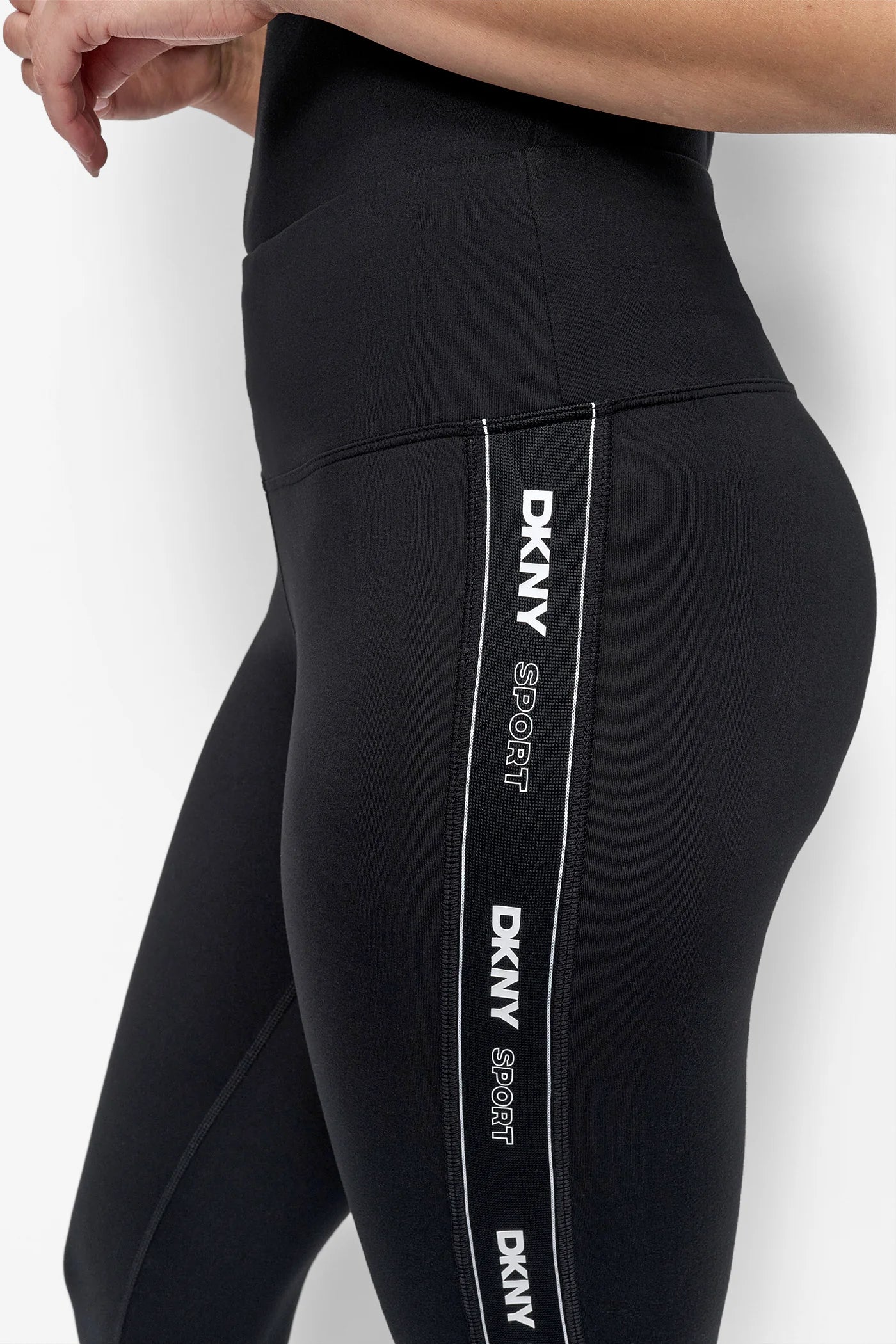 black/black