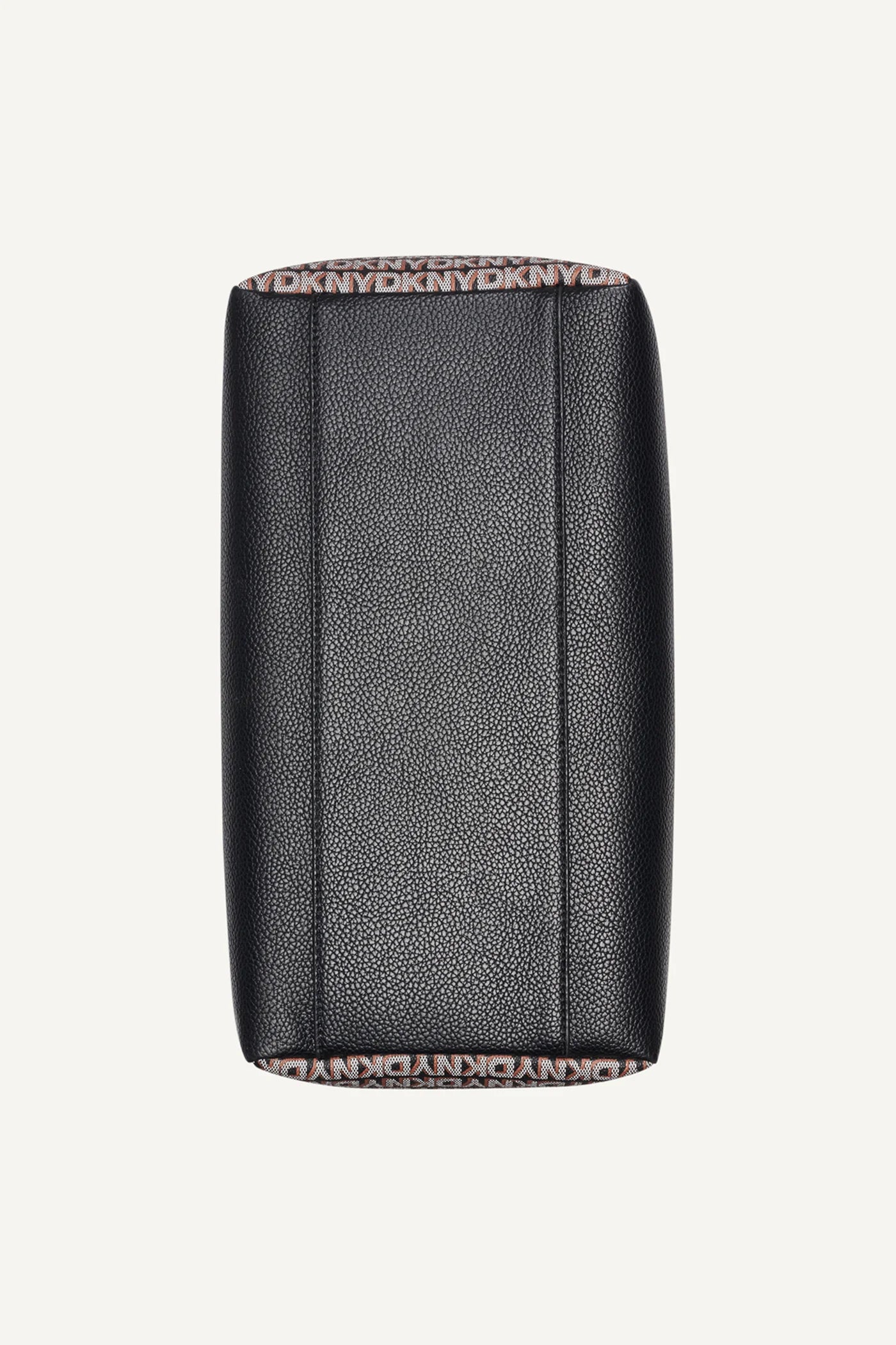 black/saddle