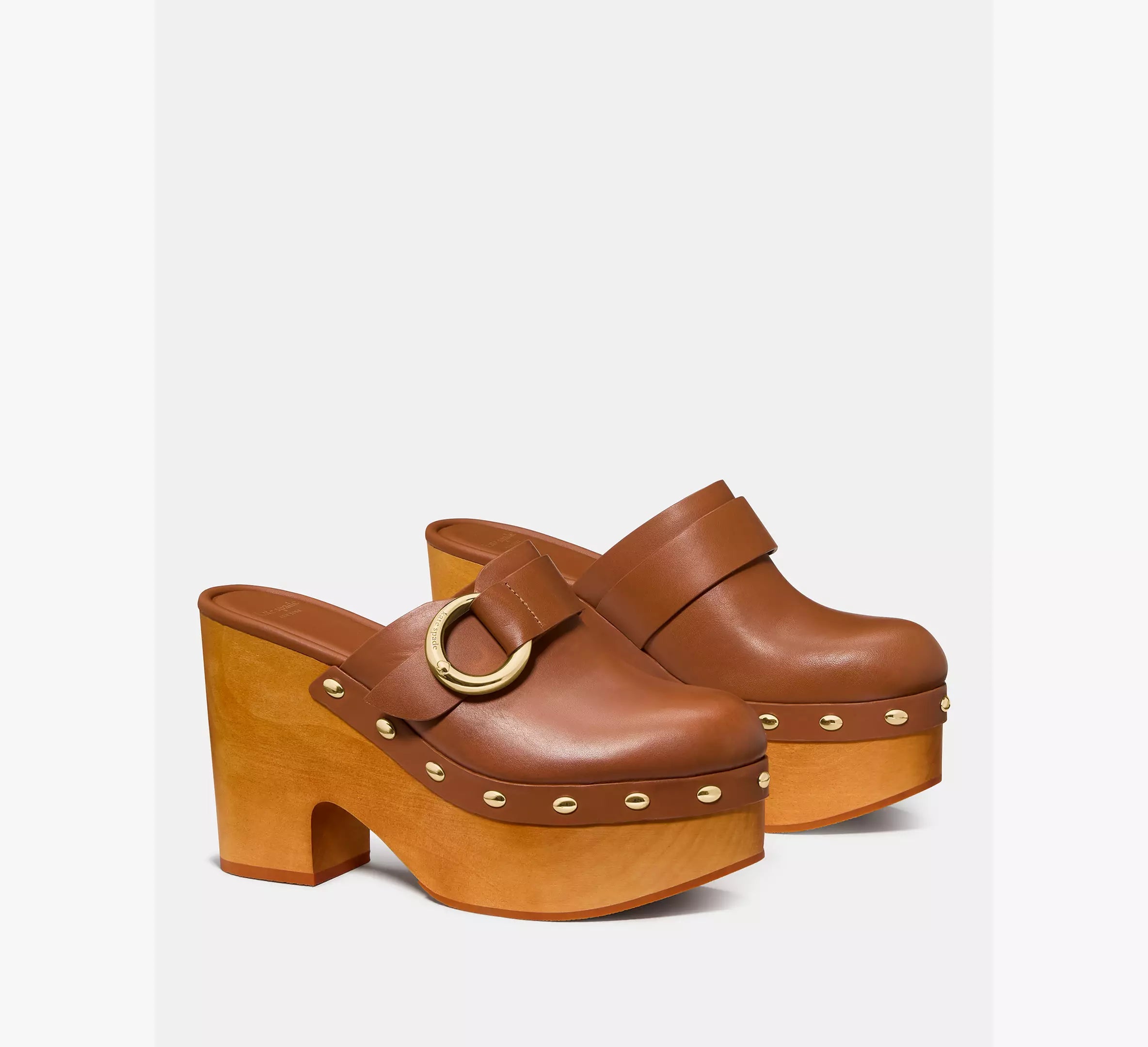 Saddle