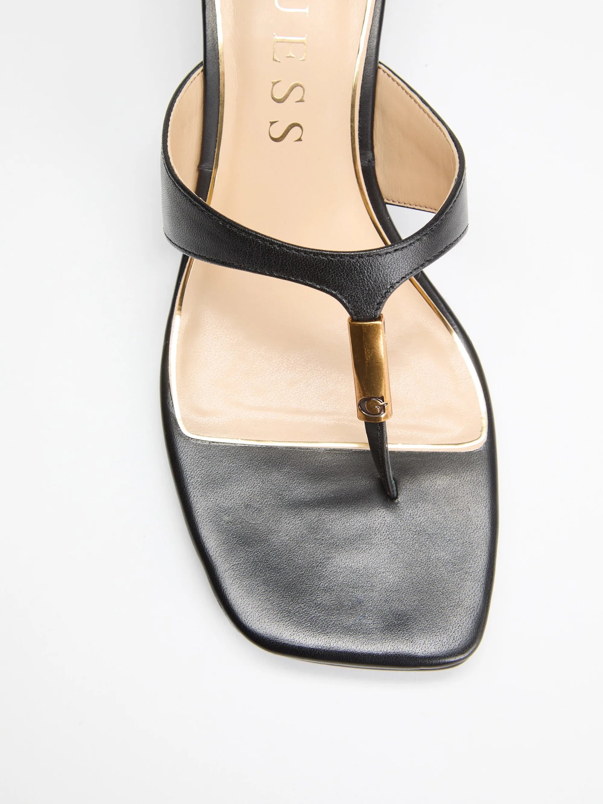 Black 001