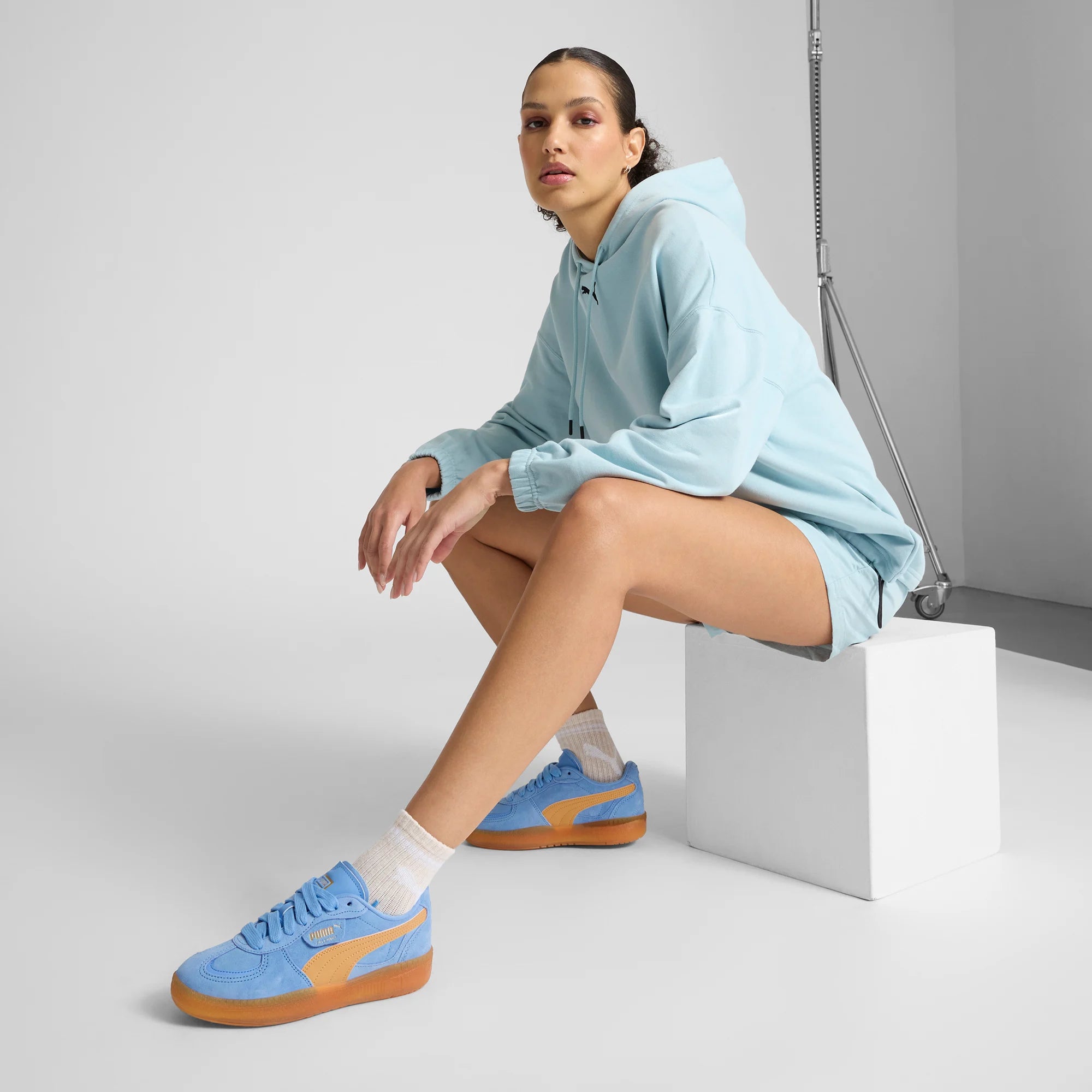 Team Light Blue-Almost Apricot
