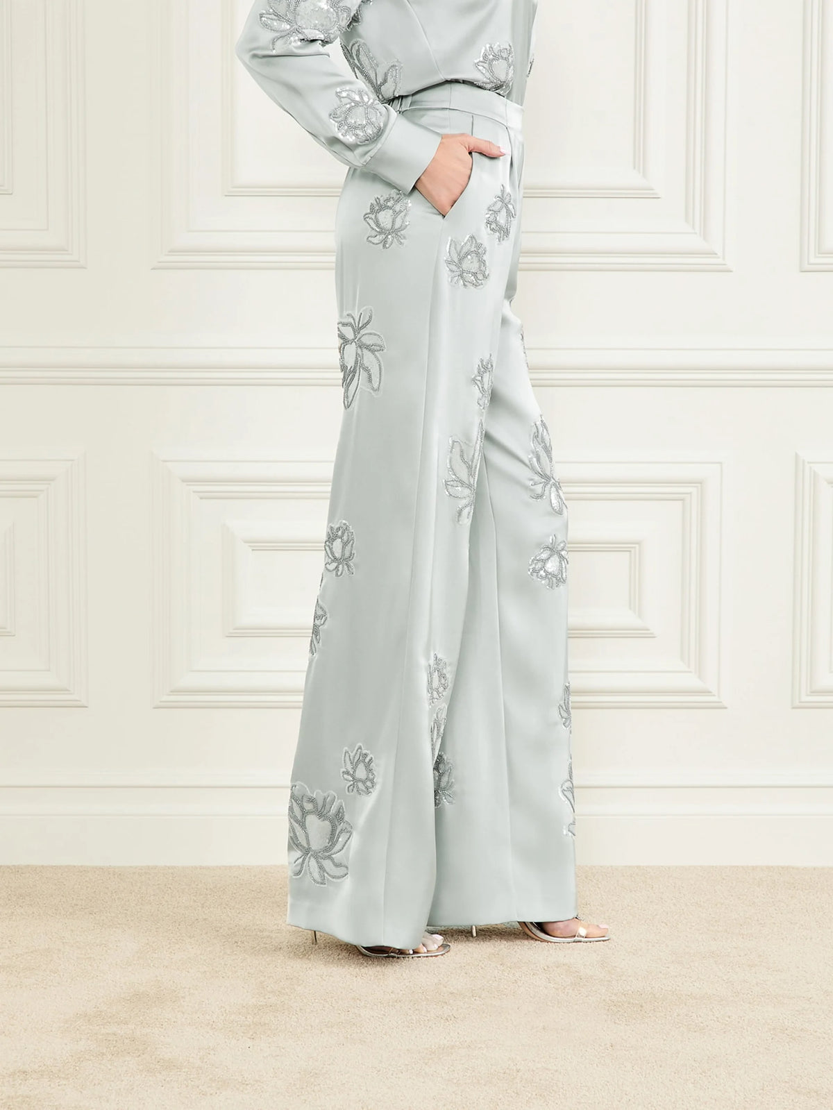 Complex Grey