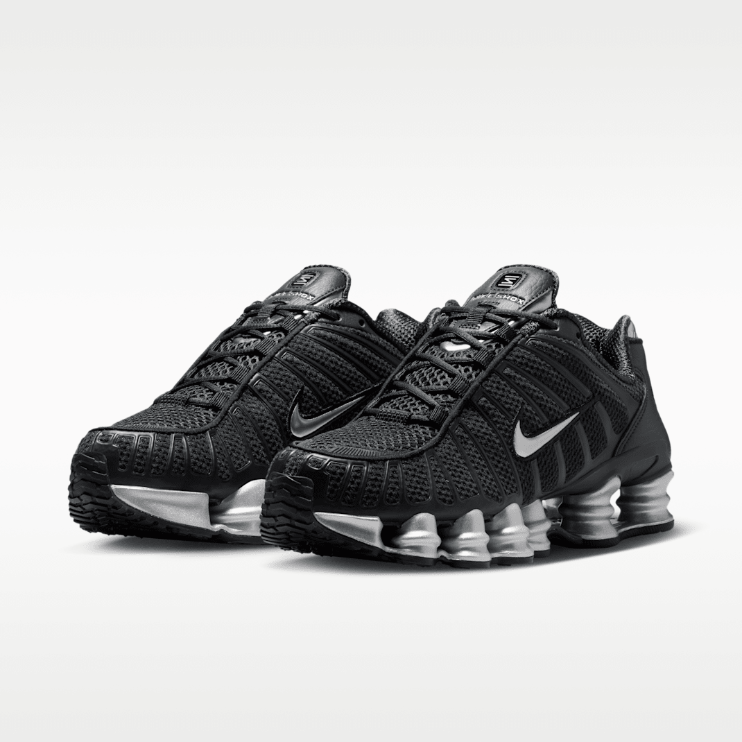 Off Noir/Black/Metallic Silver