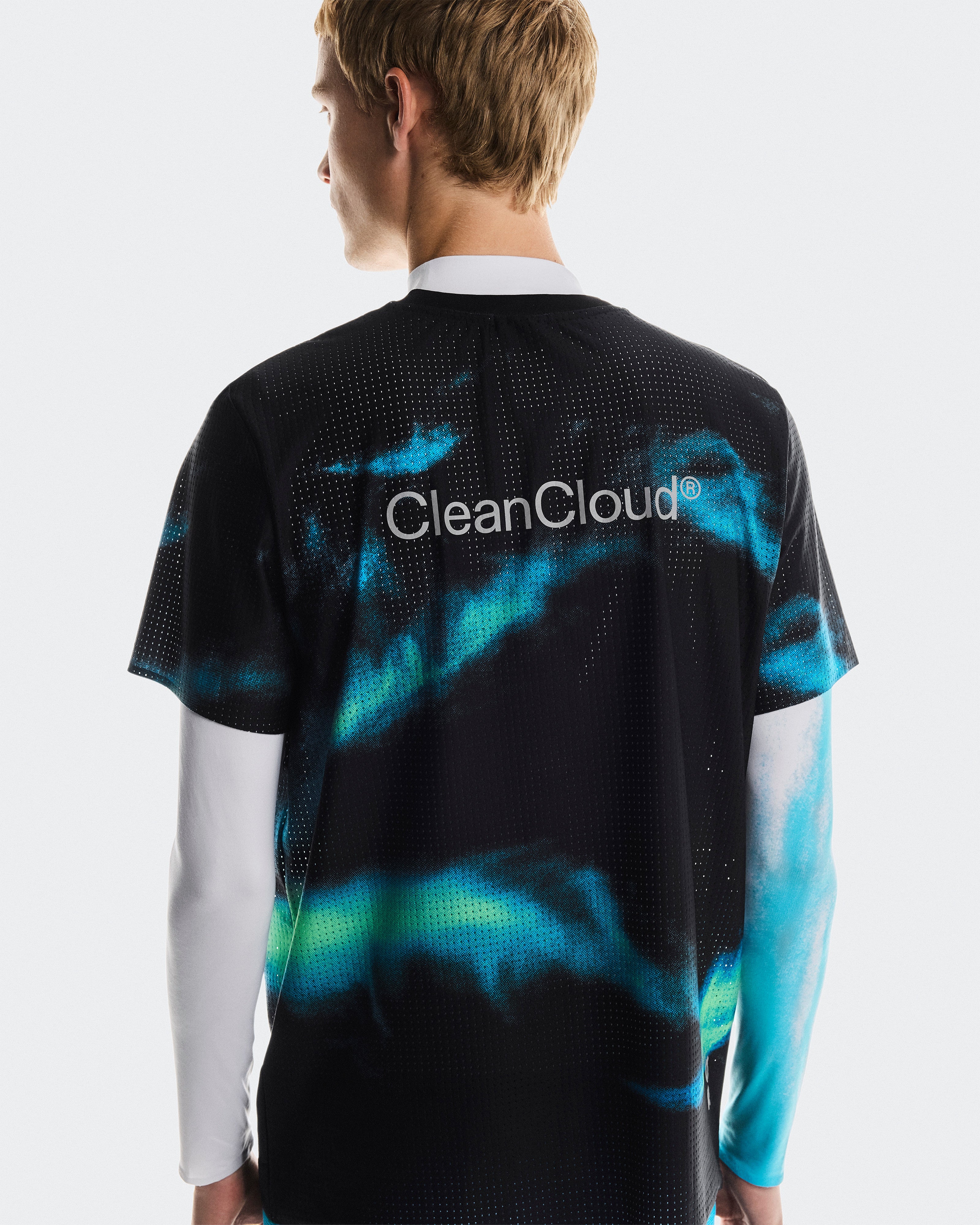 Black | Horizon