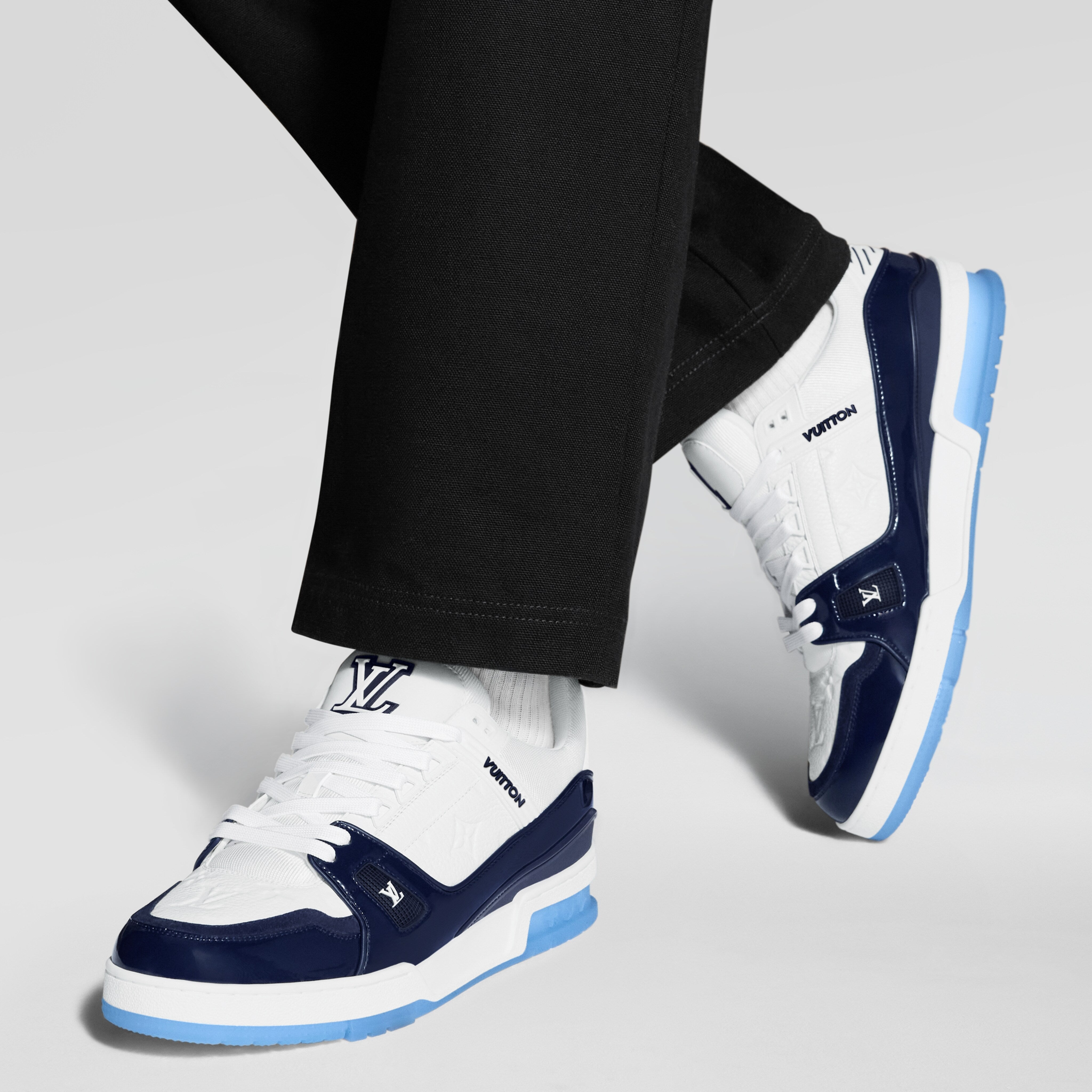 Azul