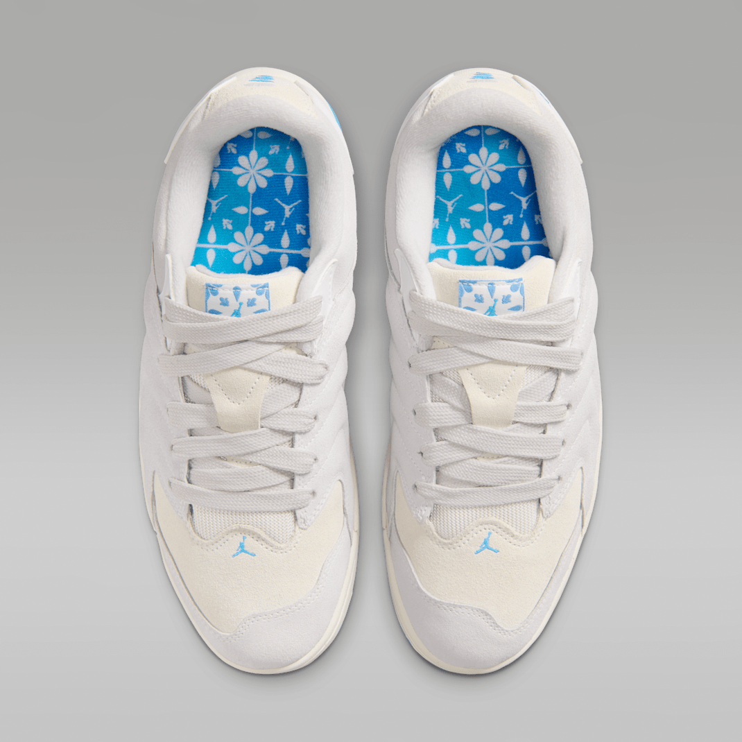 Summit White/Dark Powder Blue/University Blue/Vast Grey