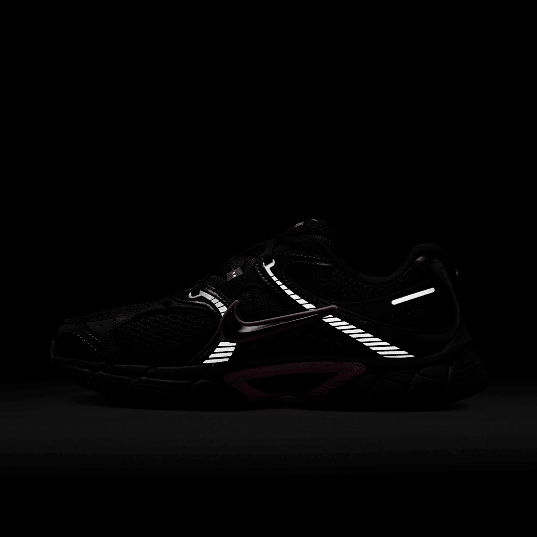 Black/Dark Smoke Grey/Pink Blast/Black