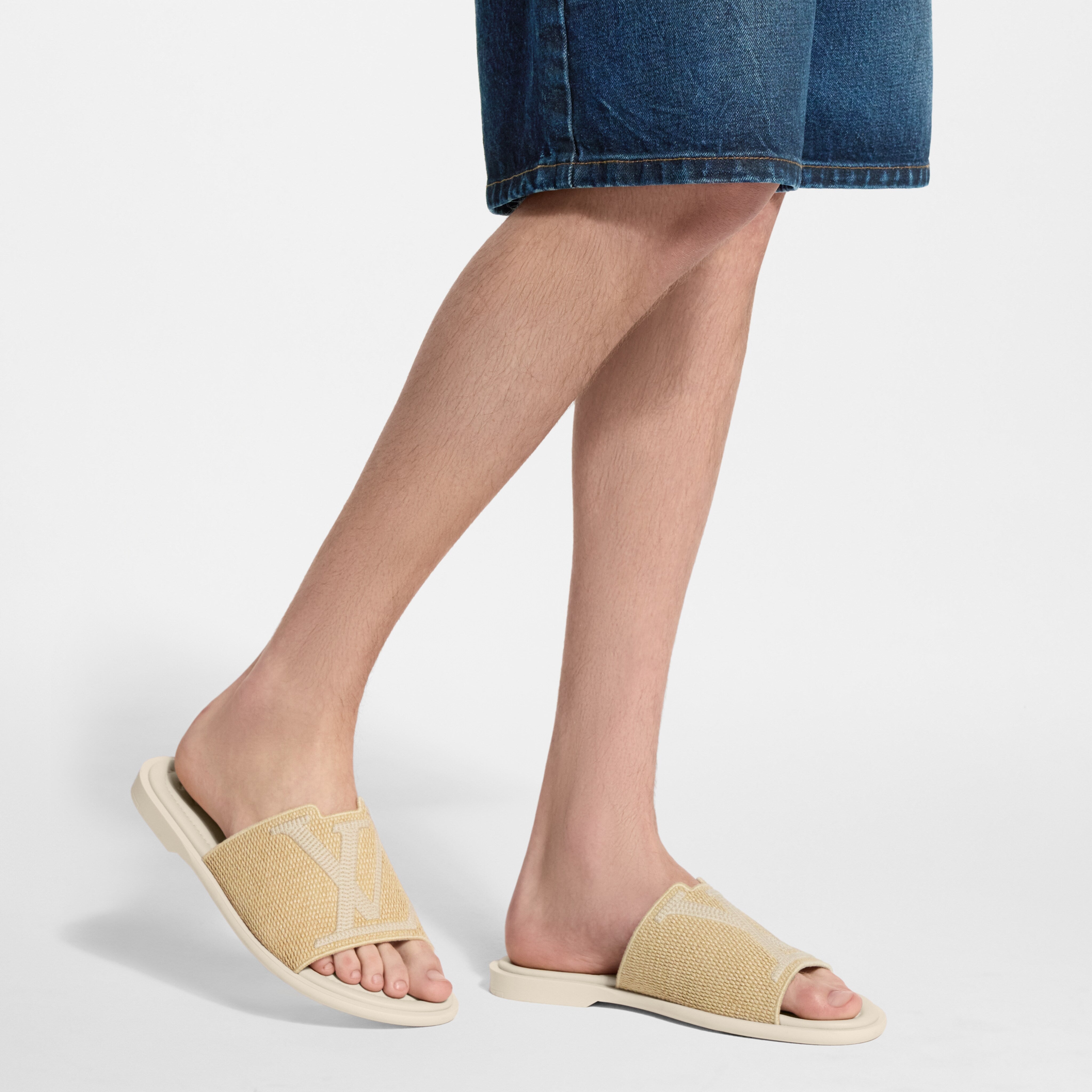 Beige 2