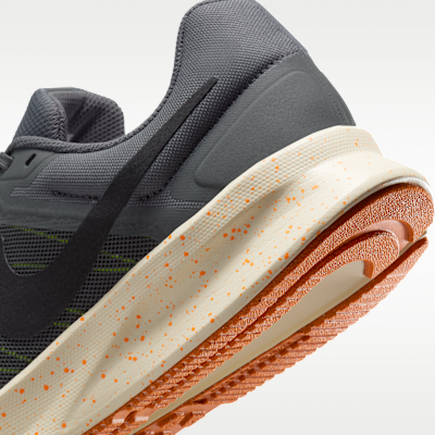Iron Grey/Total Orange/Volt/Black