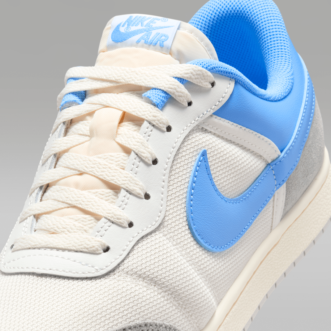 Summit White/Light Smoke Grey/Sail/University Blue