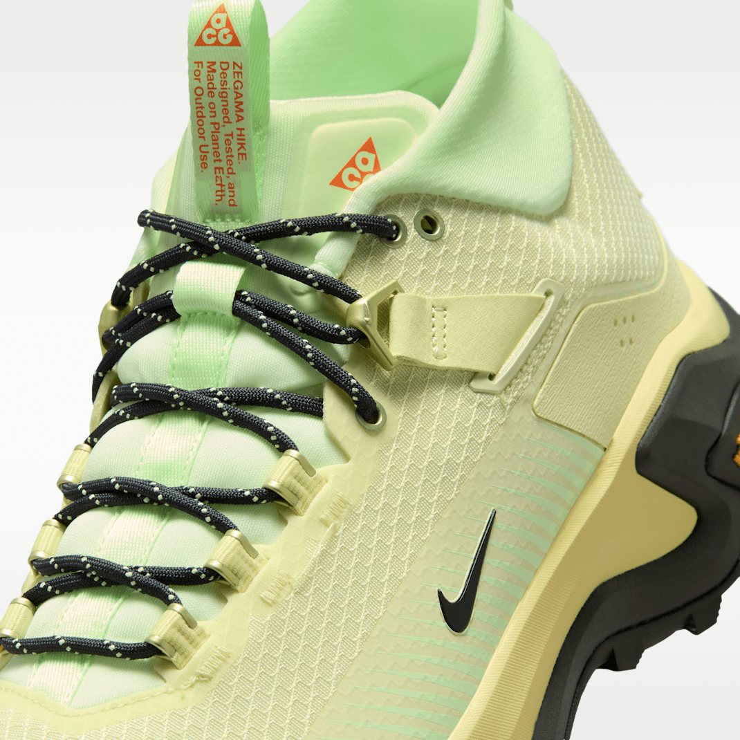 Life Lime/Barely Volt/Smoke Grey/Dark Smoke Grey