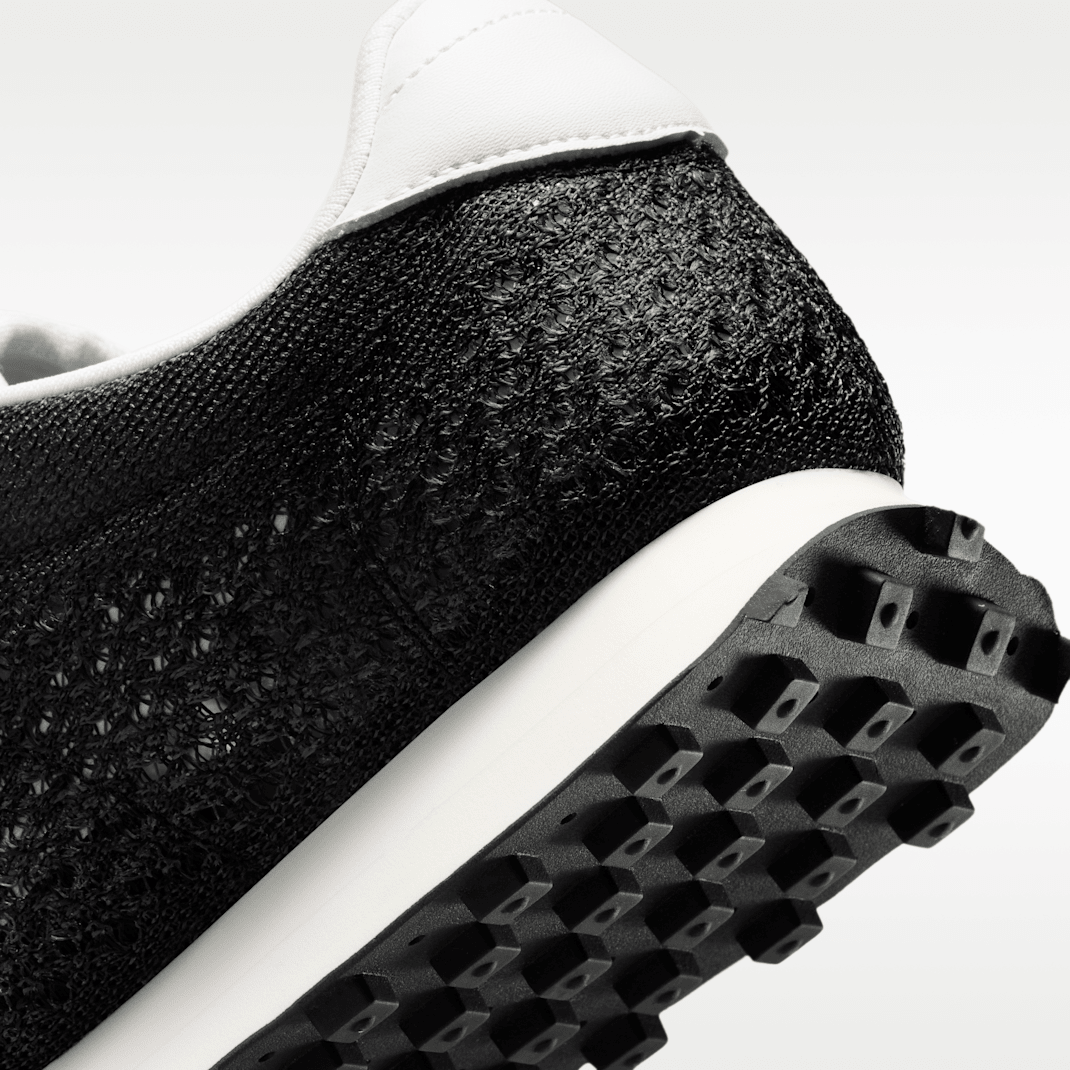 Black/Dark Smoke Grey/Natural/White