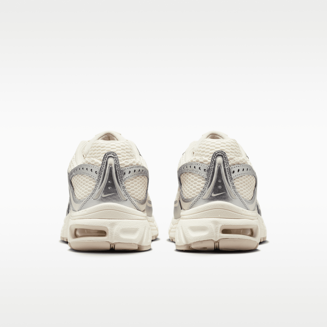 Pale Ivory/Metallic Silver/Light Orewood Brown/Sail