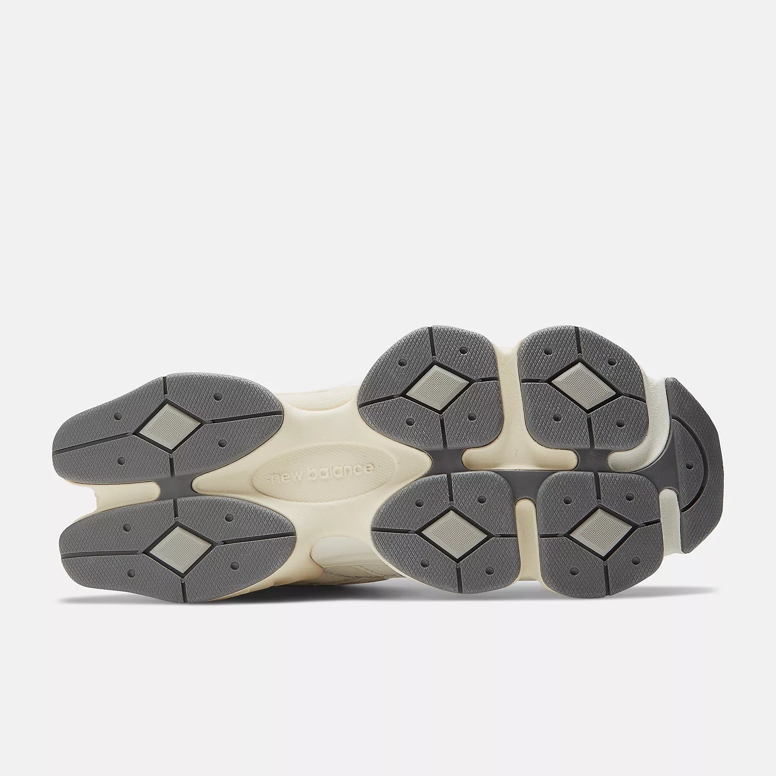 Sea Salt With Concrete And Silver Metallic