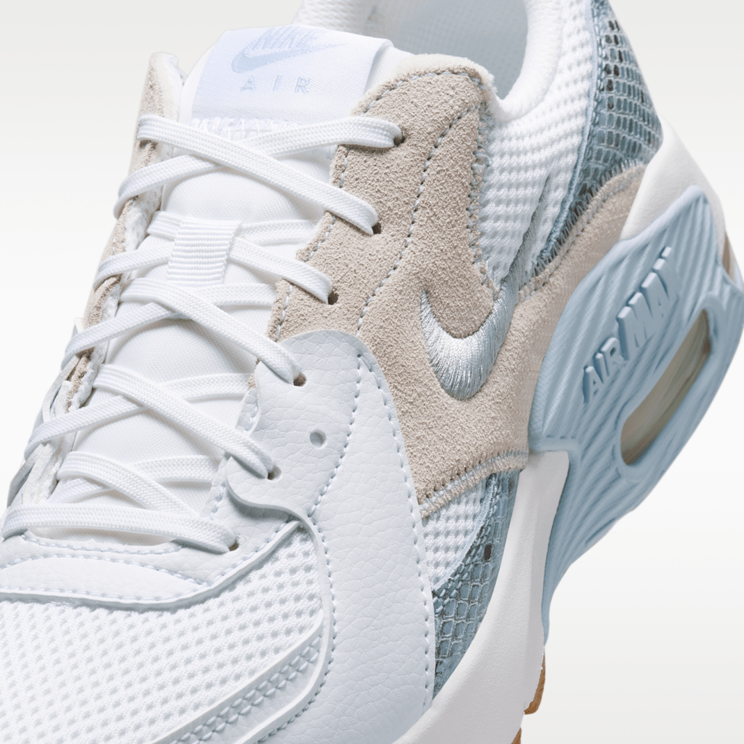 White/Hydrogen Blue/Mystic Navy/Wolf Grey