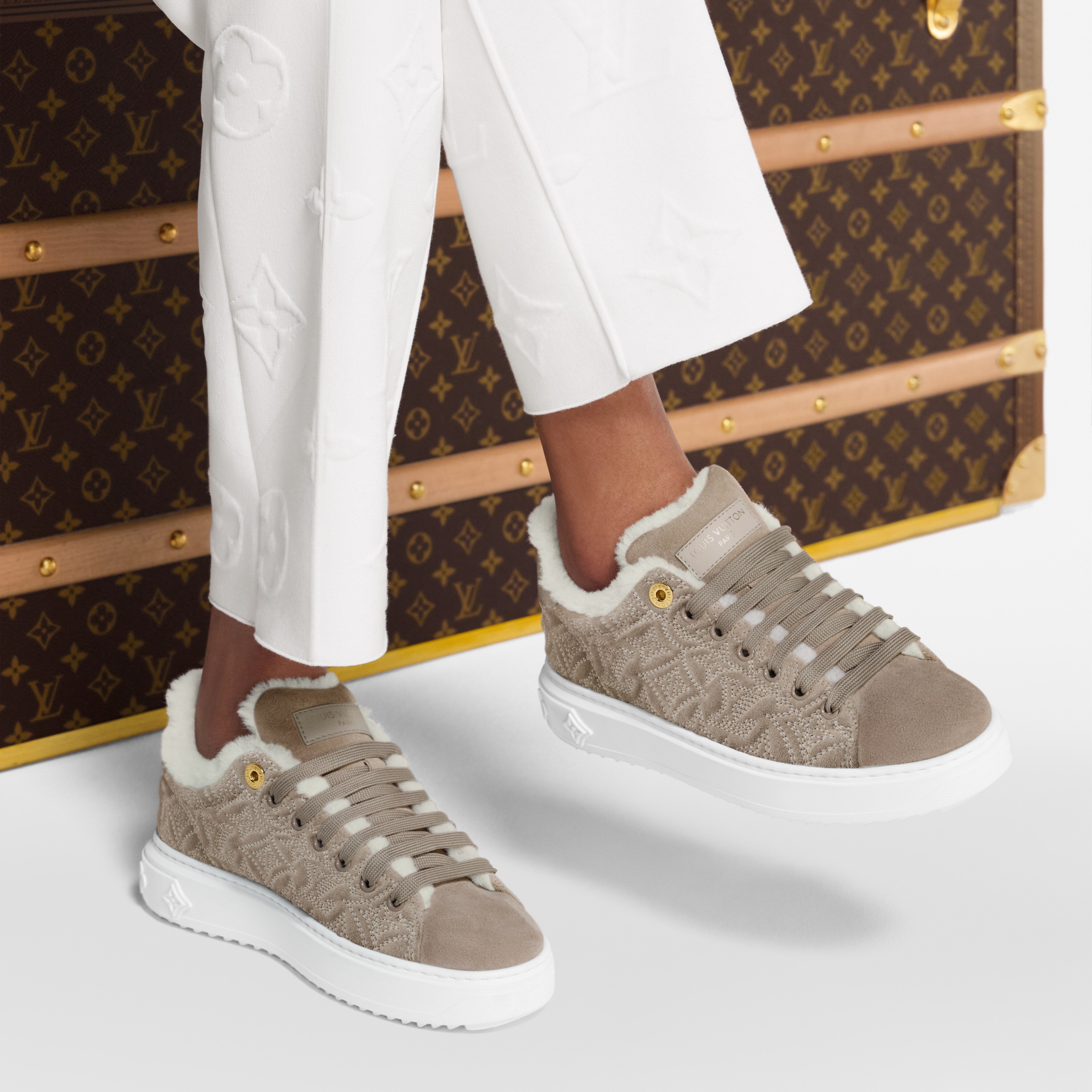 Beige 2