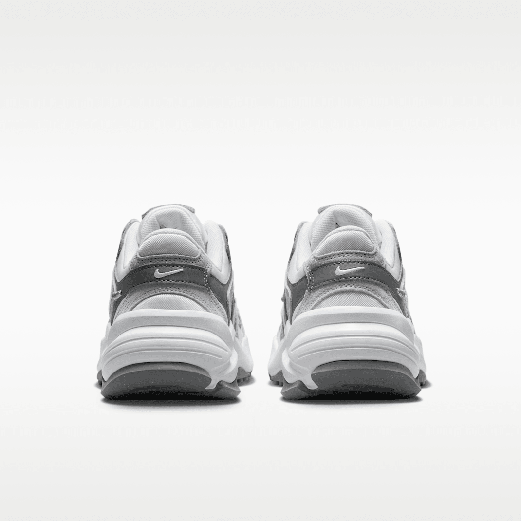 White/Smoke Grey/Black/Metallic Silver