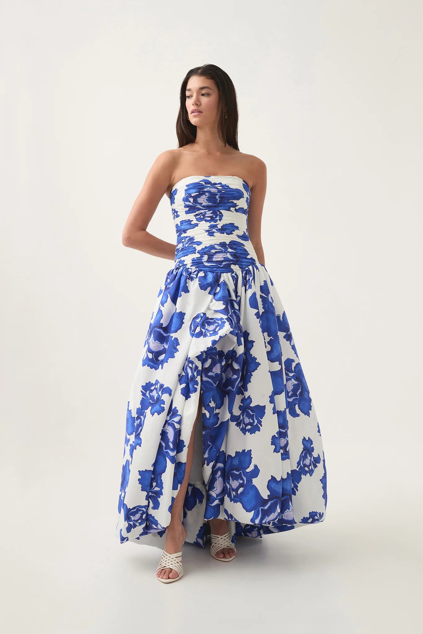 BOLDLY BLOOMING COBALT