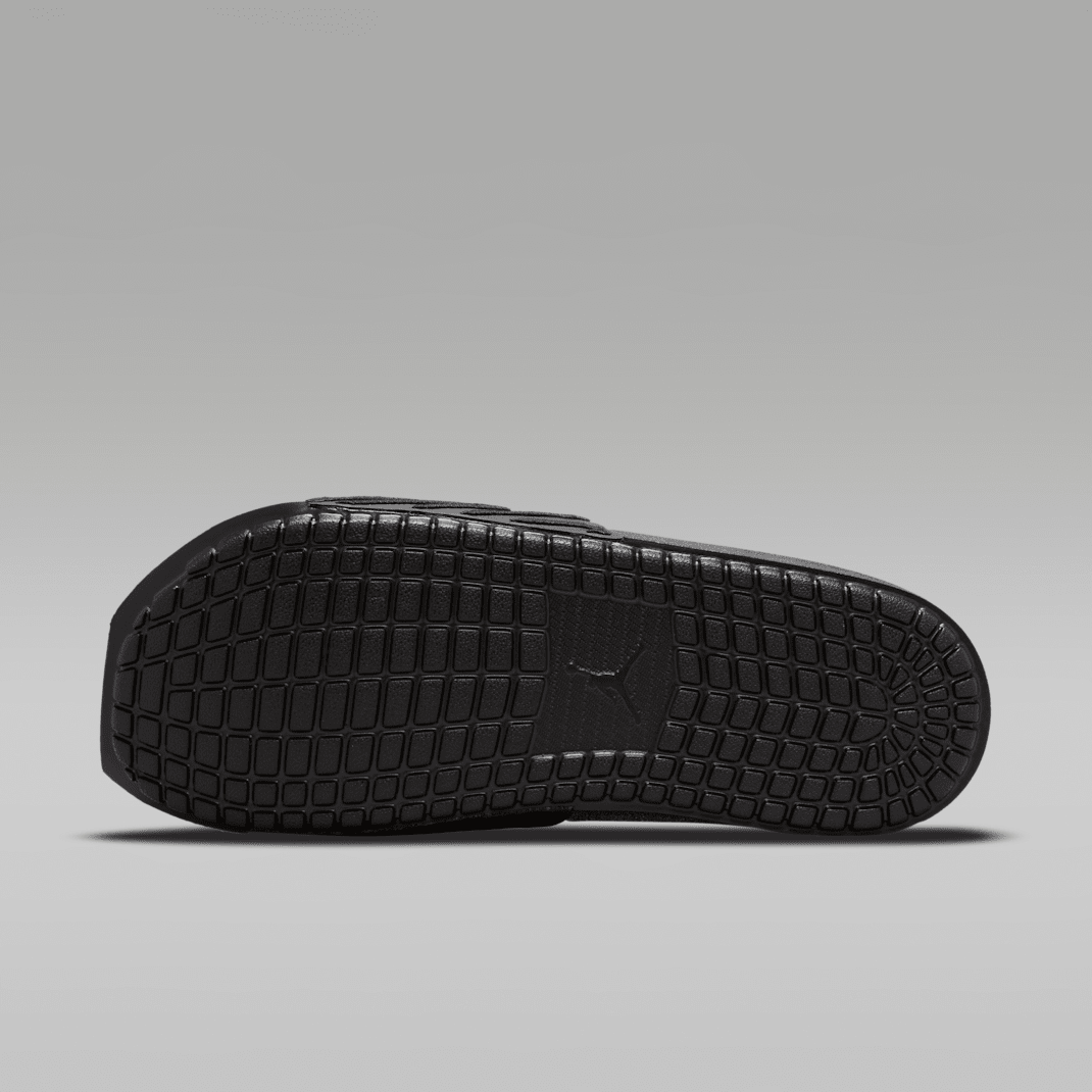 Black/Black/Black