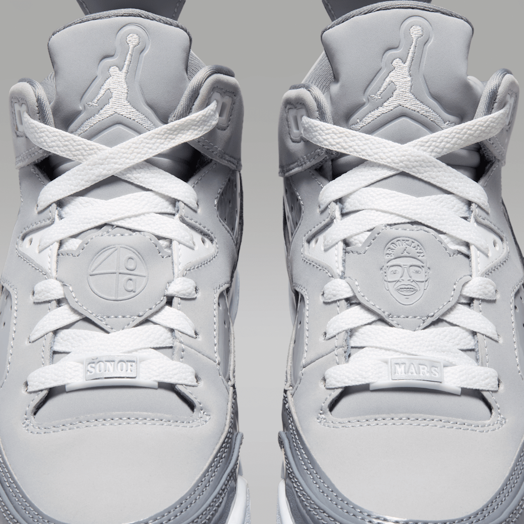 Cool Grey/White/Wolf Grey 2