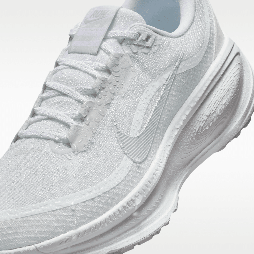 White/Pure Platinum