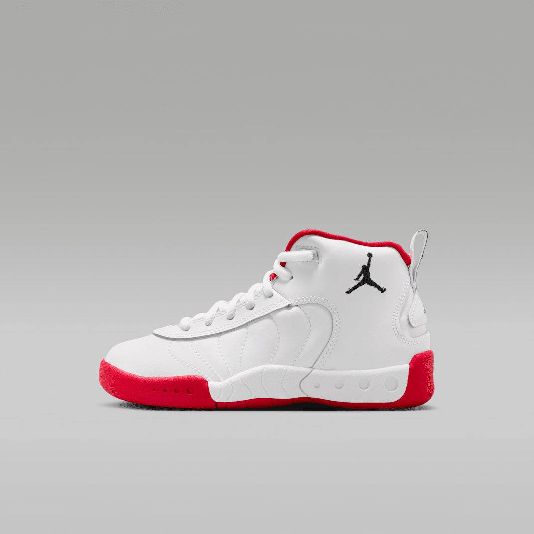 White/True Red/Metallic Silver/Black 2