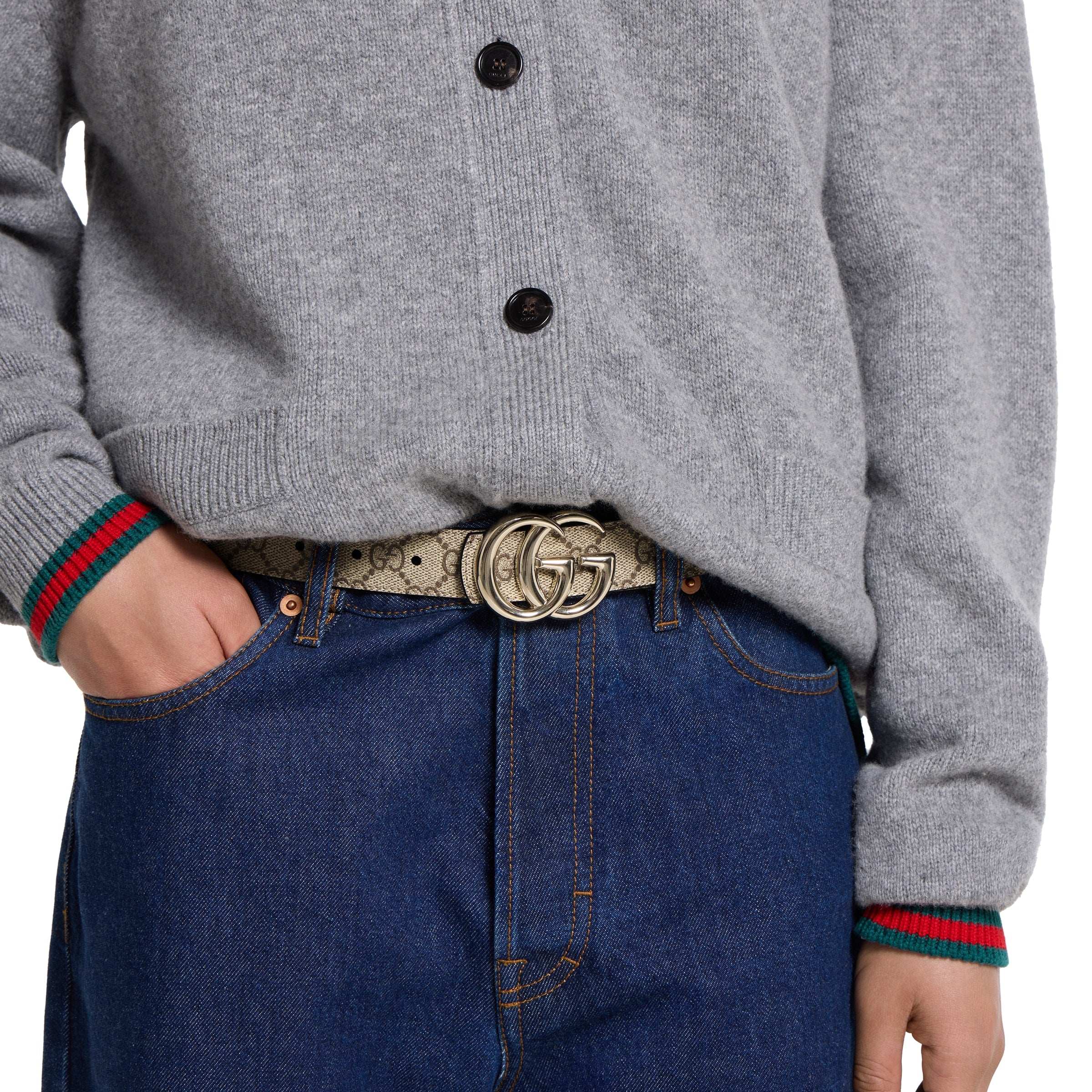 supreme beige y piel negra