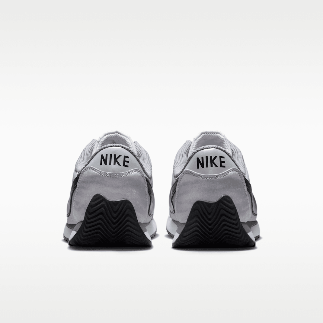 Pure Platinum/Dark Smoke Grey/White/Black