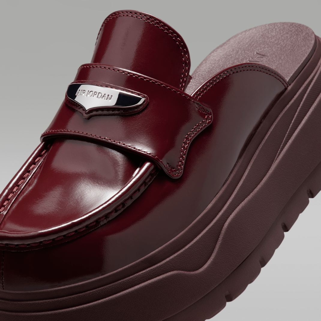 Dark Team Red/Burgundy Crush/Metallic Silver