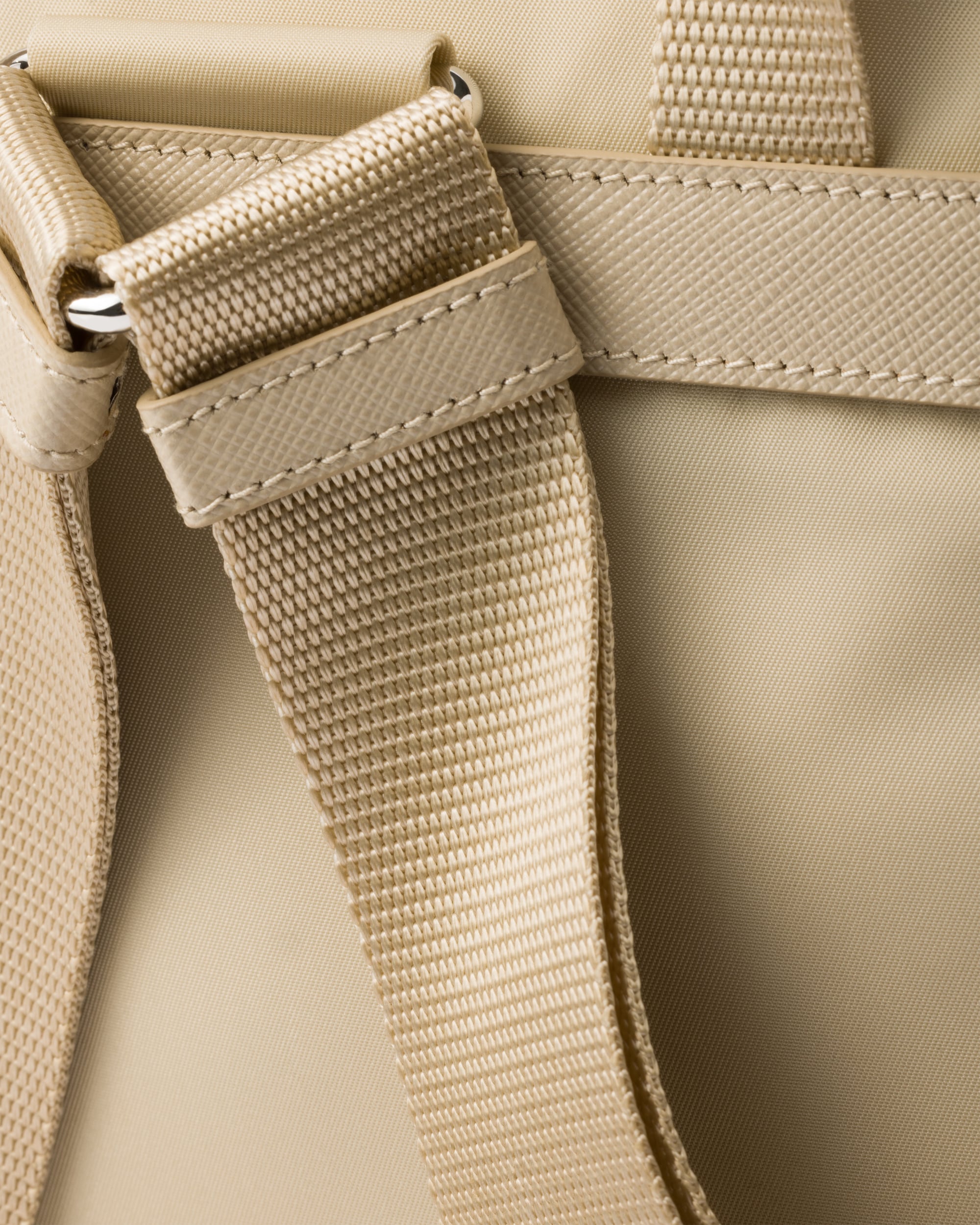 Beige Desierto