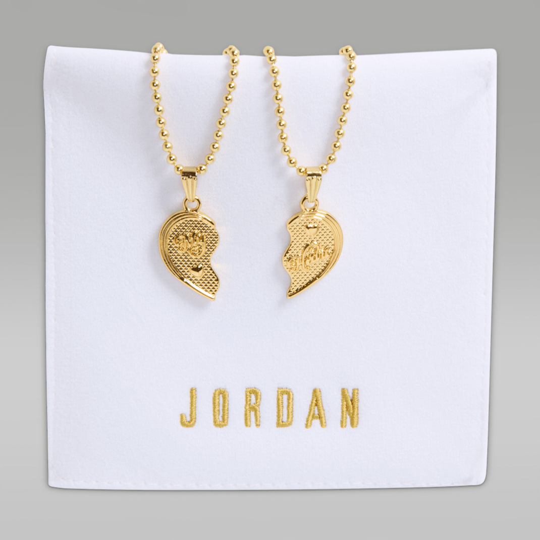 White/Team Gold/Metallic Gold 3