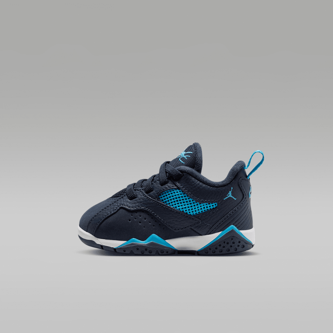 Obsidian/White/Dark Powder Blue