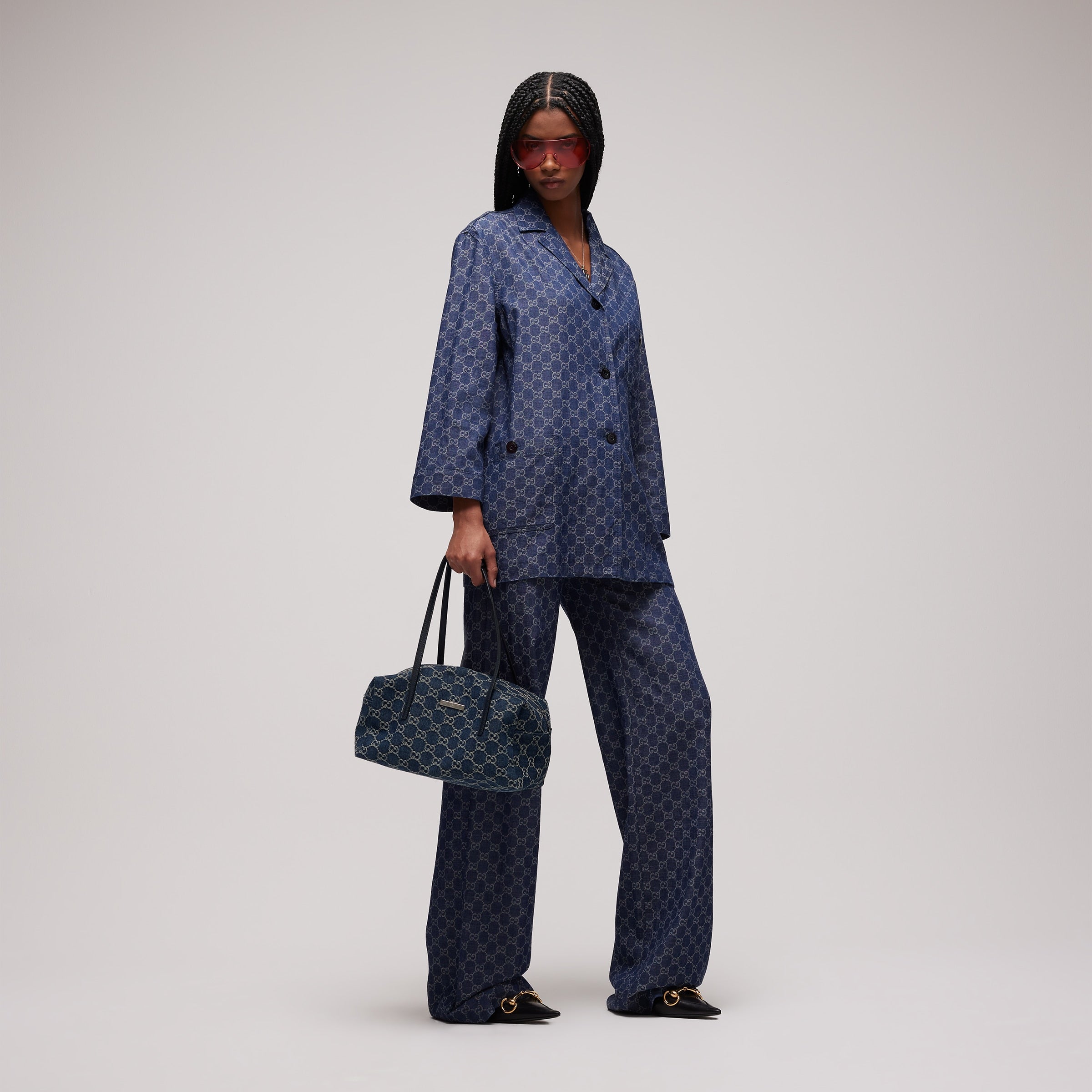 denim azul oscuro con GG