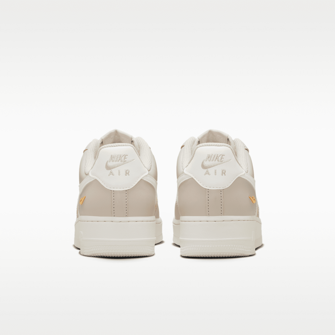 Cream II/Metallic Gold/Sail