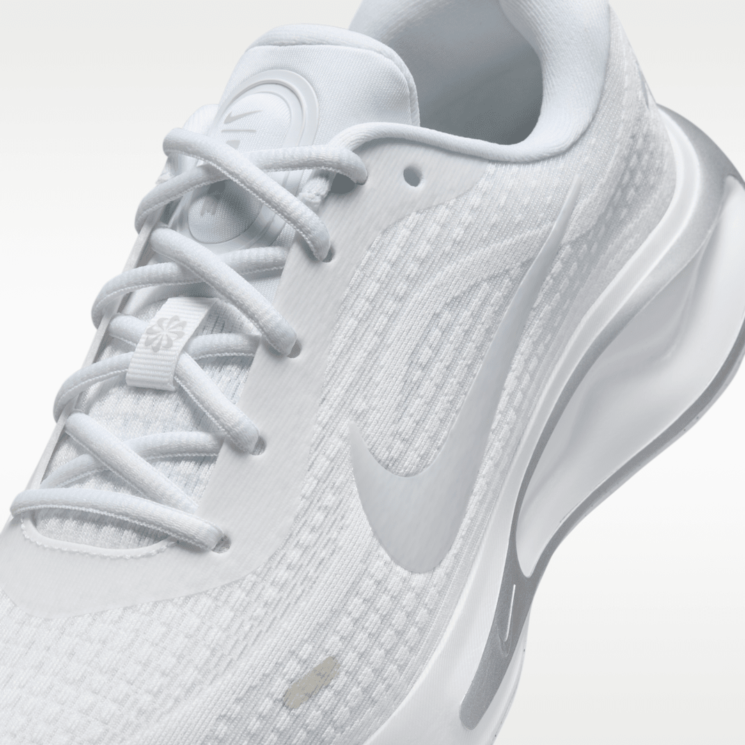 White/Pure Platinum/Metallic Silver/White
