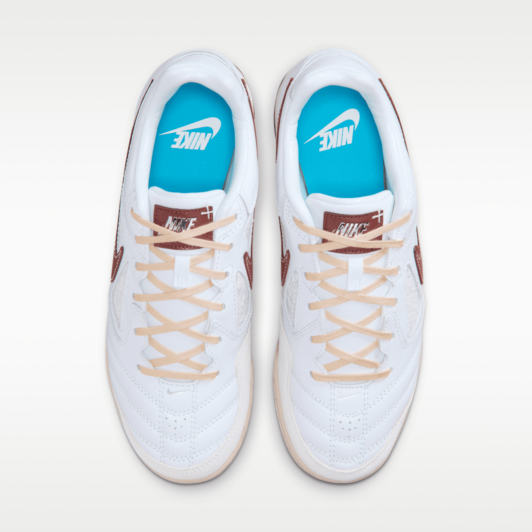 White/Soft Pearl/Dark Smoke Grey/Dark Pony