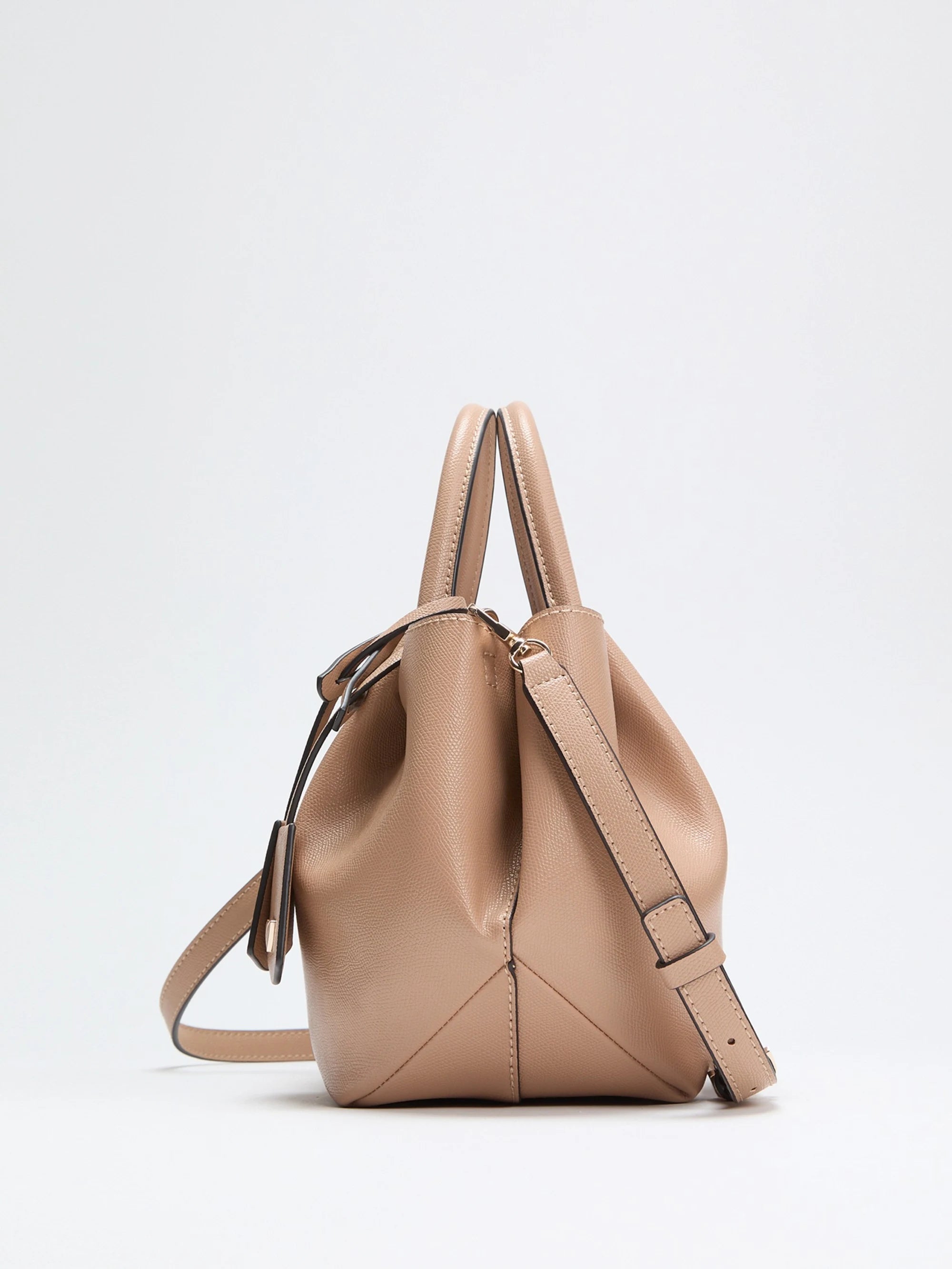 Beige Overflow