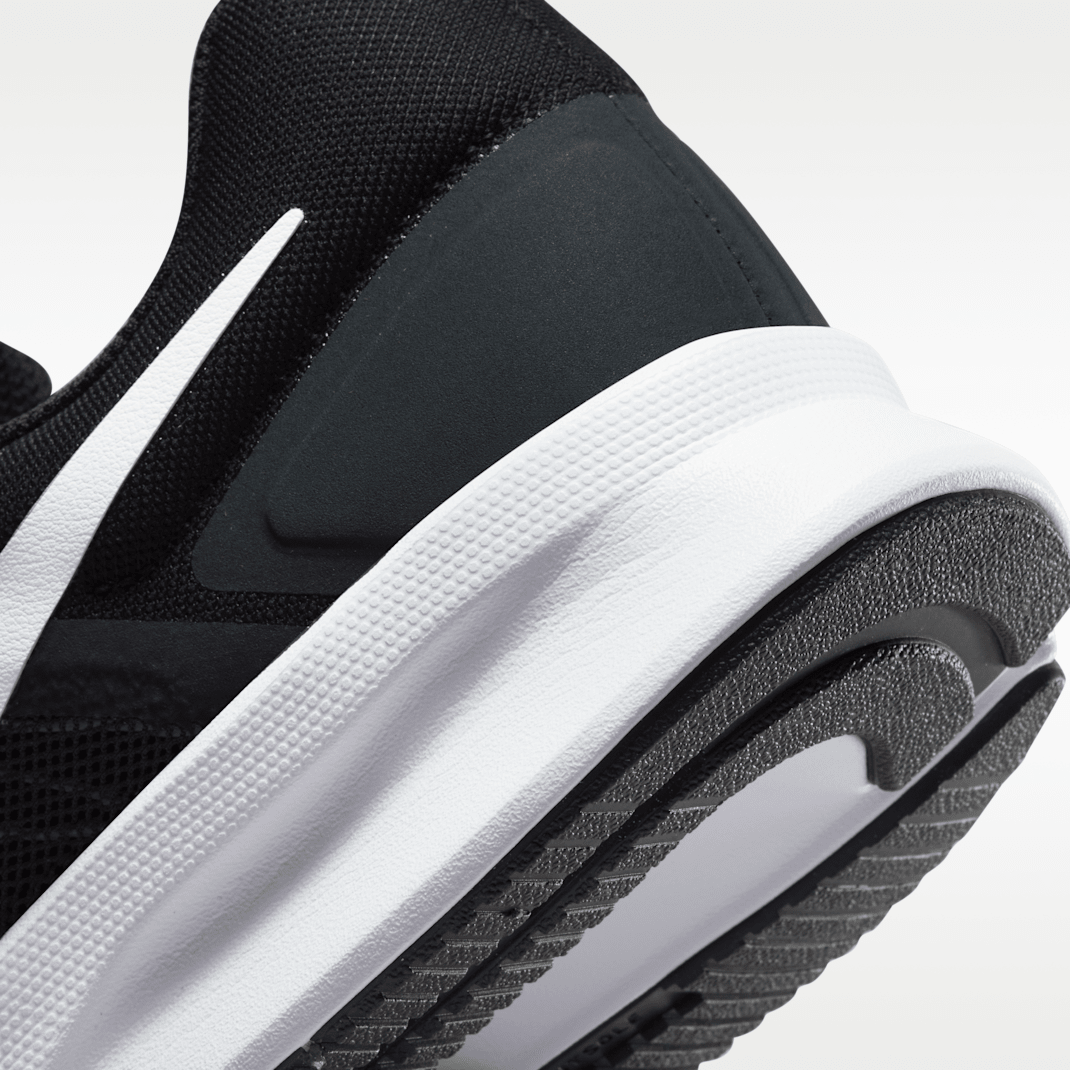 Black/Dark Smoke Grey/White