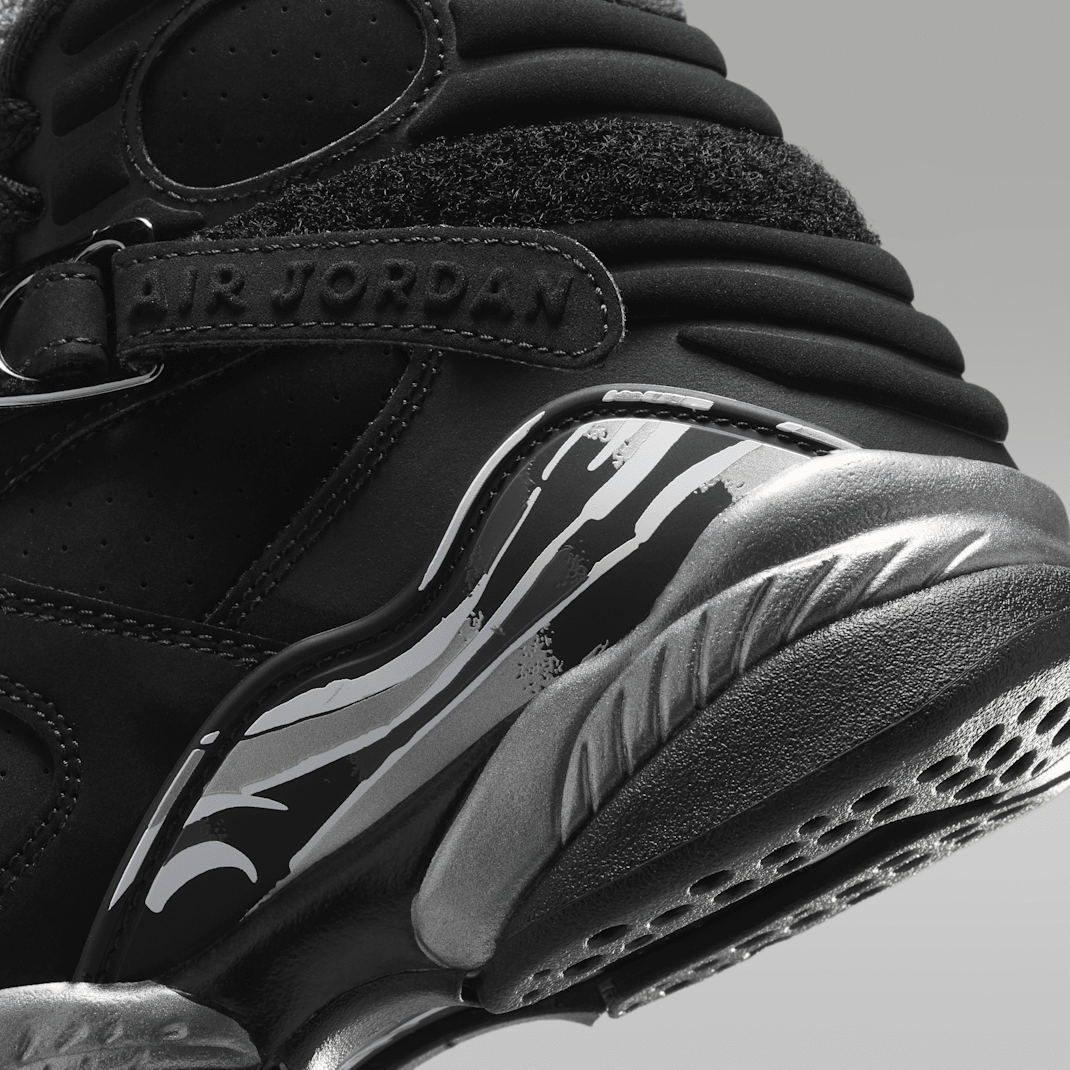 Black/Light Graphite/White