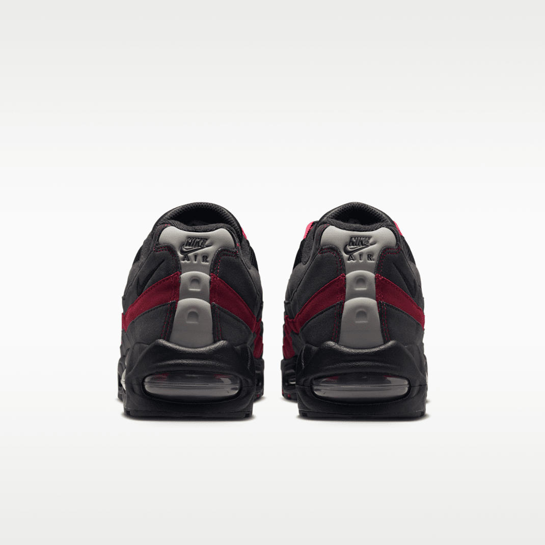 Black/Team Crimson/Wolf Grey/Black
