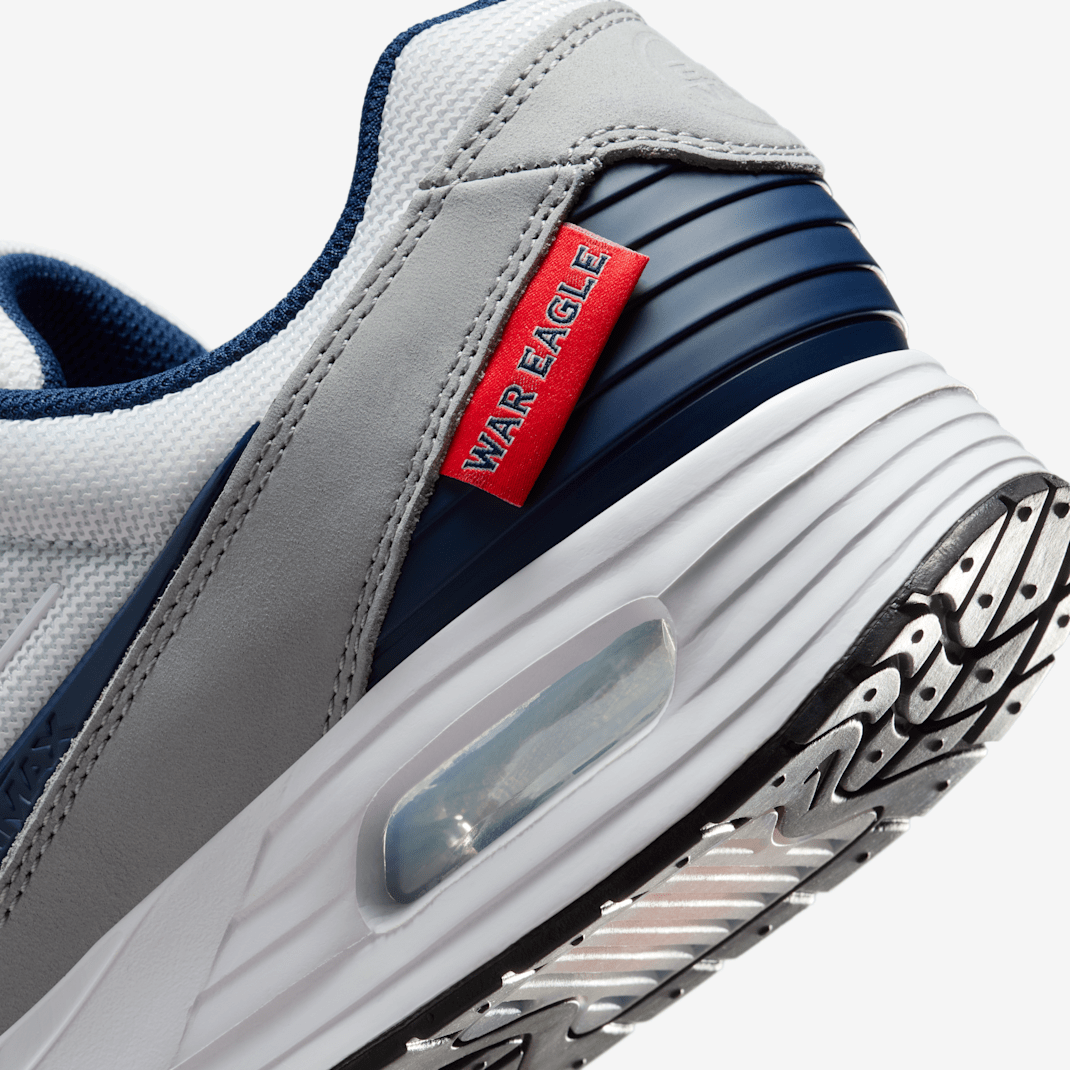 White/Light Smoke Grey/College Navy