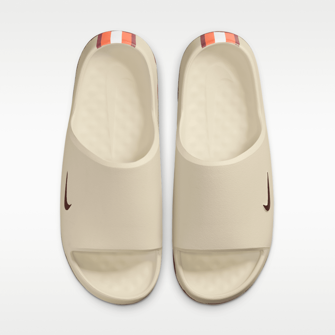 Sail/Sail/Deep Maroon